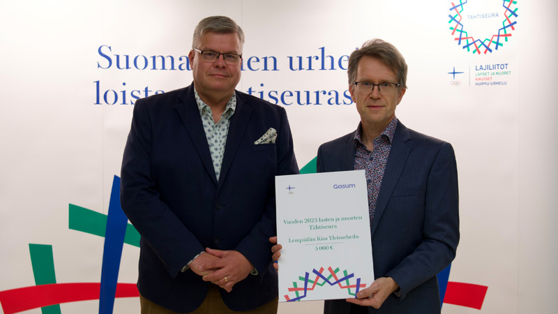 Lemp&auml;&auml;l&auml;n Kisa Yleisurheilu Timo Reunanen ja Markku Ruonavaara