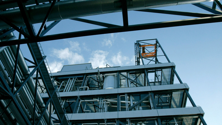 Picture of industrial building.