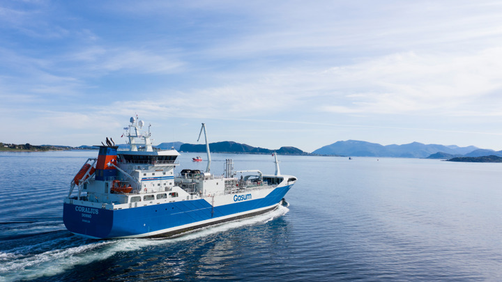 Gasum's LNG bunkering vessel Coralius at sea